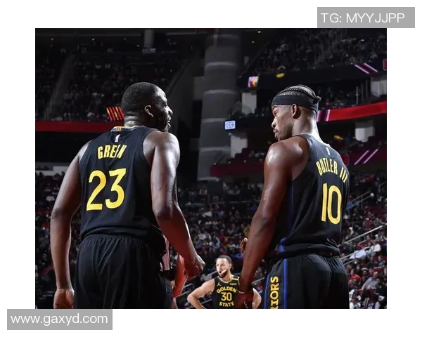 火箭队与勇士队2019年季后赛第三场精彩对决回顾与分析